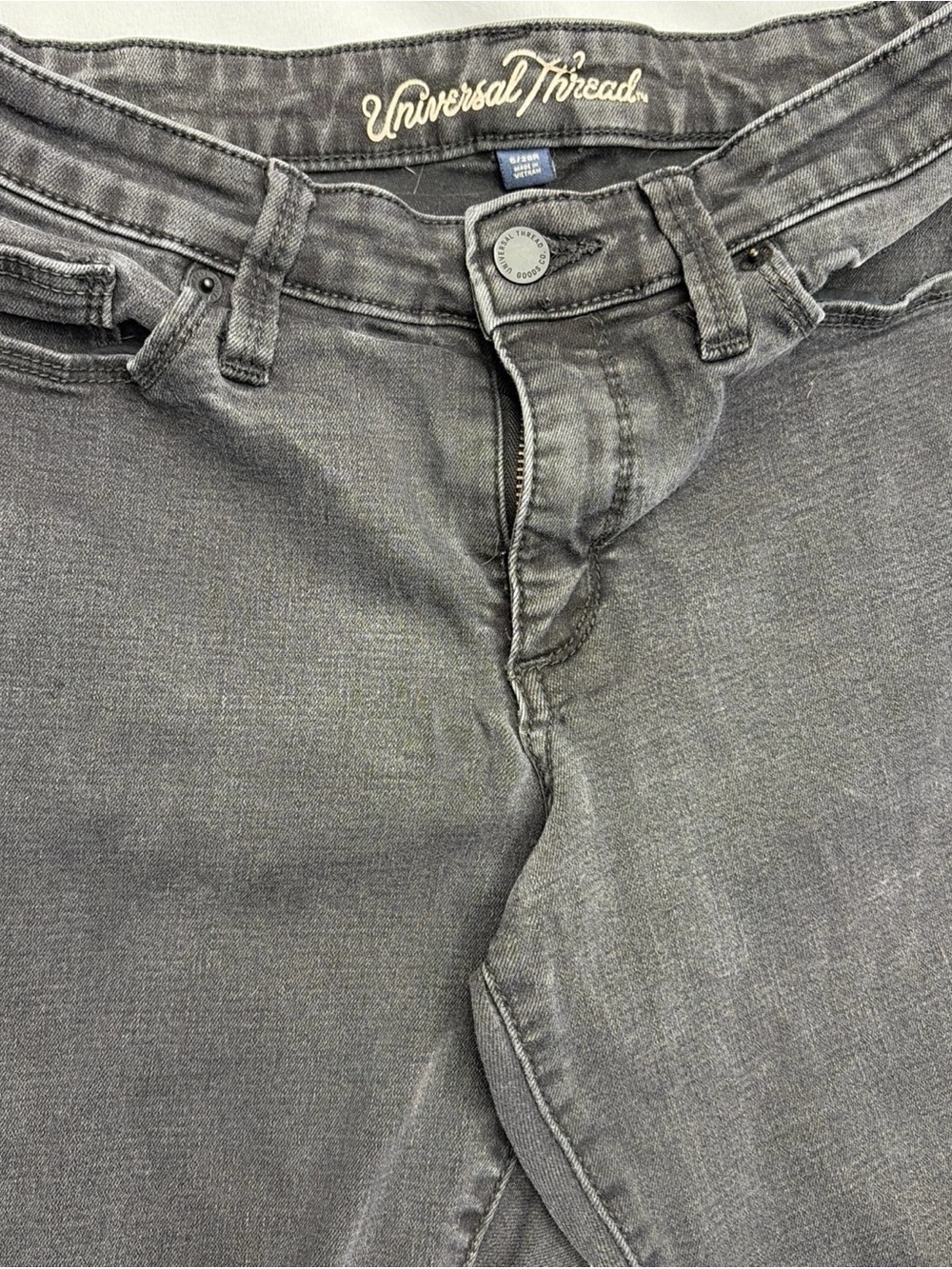 Universal Slim Fit Men’s Gray Jeans